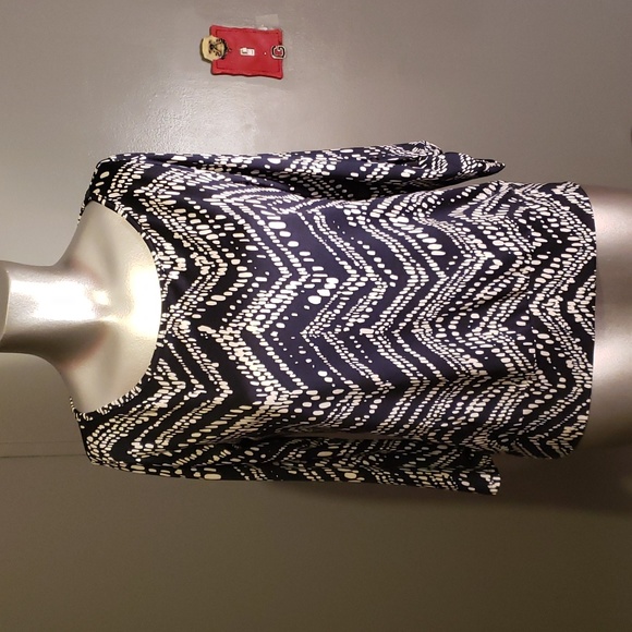 New Directions Lady's Shirt Long-sleeved/ 3/4 Sleeved with Dropped Hem - Picture 6 of 8